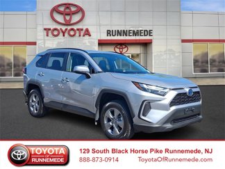 Certified 2024 Toyota RAV4 XLE image 1