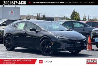 Used 2025 Toyota Prius image 1