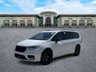 New 2025 Chrysler Pacifica Limited image 1