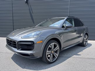 Used 2022 Porsche Cayenne GTS image 1
