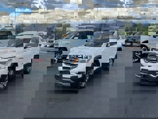 Used 2017 GMC Acadia SLE w/ Driver Alert Package I image 1