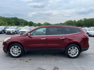 Used 2015 Chevrolet Traverse LT w/ Style and Technology Package image 1
