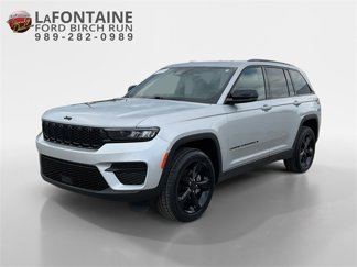 Used 2024 Jeep Grand Cherokee Altitude image 1