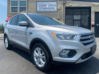 Used 2017 Ford Escape SE image 1