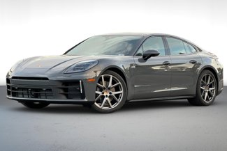 New 2025 Porsche Panamera 4 image 1