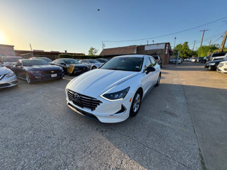 Used 2022 Hyundai Sonata SE w/ Cargo Package image 1