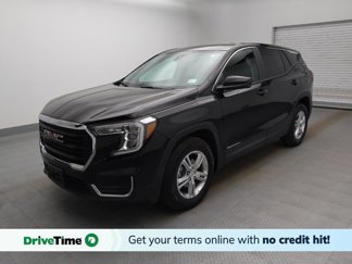 Used 2024 GMC Terrain SLE image 1