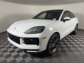 Certified 2024 Porsche Cayenne Coupe image 1