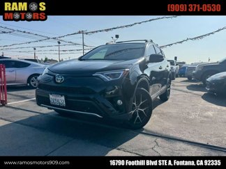 Used 2017 Toyota RAV4 SE image 1