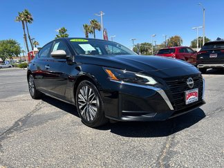 Used 2024 Nissan Altima 2.5 SV image 1