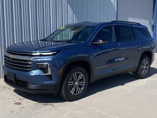 New 2025 Chevrolet Traverse LT image 1