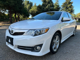Used 2012 Toyota Camry SE image 1