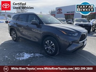 Certified 2022 Toyota Highlander XLE image 1