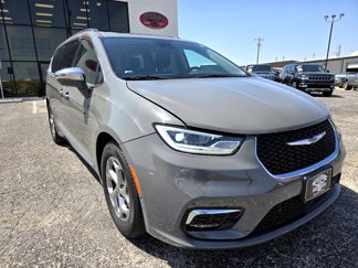 Used 2022 Chrysler Pacifica Limited image 1
