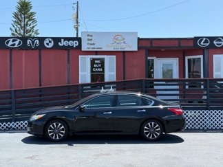 Used 2016 Nissan Altima 2.5 SV w/ Convenience Package image 1