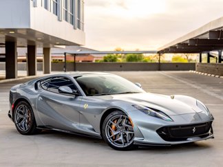 Used 2019 Ferrari 812 Superfast image 1