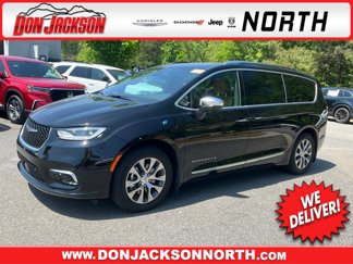 Used 2024 Chrysler Pacifica Pinnacle image 1