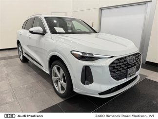 New 2025 Audi Q5 Premium Plus image 1
