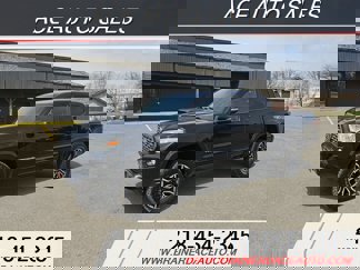 Used 2020 Toyota Tacoma SR image 1