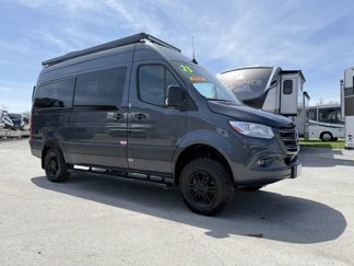 Used 2022 Mercedes-Benz Sprinter 2500 image 1