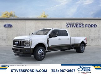 New 2025 Ford F450 4x4 Crew Cab Super Duty image 1