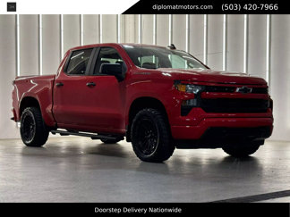 Used 2023 Chevrolet Silverado 1500 Custom image 1