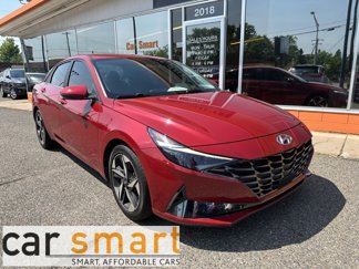 Used 2022 Hyundai Elantra Limited image 1