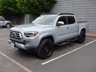 Used 2020 Toyota Tacoma Limited image 1