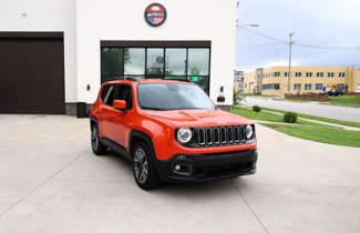 Used 2018 Jeep Renegade Latitude image 1