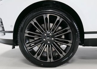 New 2026 Land Rover Range Rover Velar Dynamic SE image 1