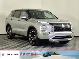 New 2025 Mitsubishi Outlander SE image 1
