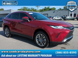 Used 2024 Toyota Venza XLE image 1