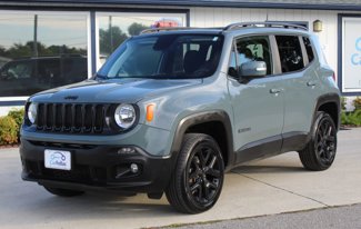 Used 2018 Jeep Renegade Altitude w/ UConnect 8.4 Nav Group image 1