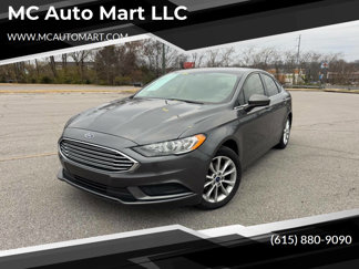 Used 2017 Ford Fusion SE image 1