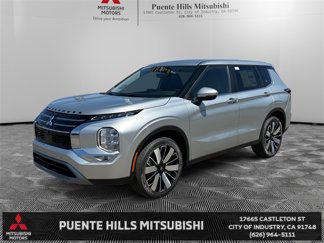 New 2025 Mitsubishi Outlander SE image 1