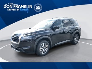 New 2025 Nissan Pathfinder SL image 1
