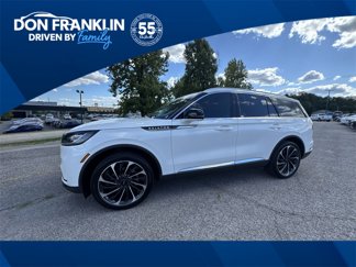 Used 2025 Lincoln Aviator Reserve w/ Illumination Package image 1