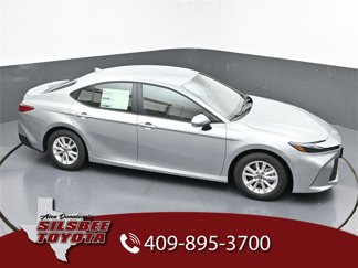 New 2025 Toyota Camry LE image 1