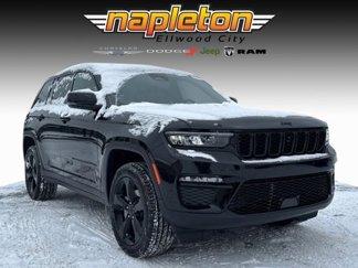 New 2025 Jeep Grand Cherokee Limited w/ Black Appearance Package image 1