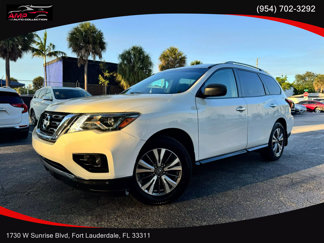 Used 2018 Nissan Pathfinder S image 1