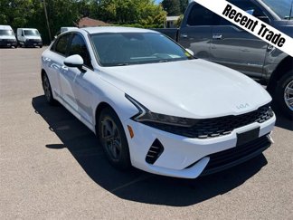Used 2022 Kia K5 LX image 1