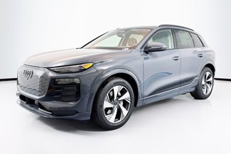 New 2025 Audi Q6 e-tron Prestige image 1