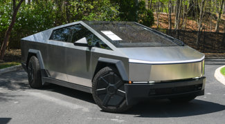 Used 2024 Tesla Cybertruck AWD Crew Cab image 1