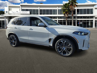 New 2026 BMW X5 sDrive40i image 1
