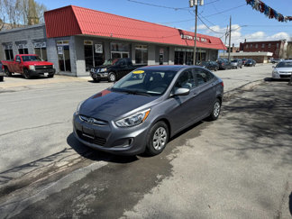 Used 2016 Hyundai Accent SE image 1