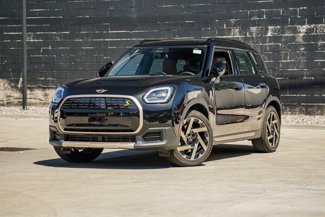 Used 2025 MINI Cooper Countryman SE image 1