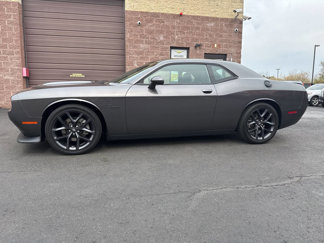 Used 2022 Dodge Challenger R/T w/ Plus Package image 1