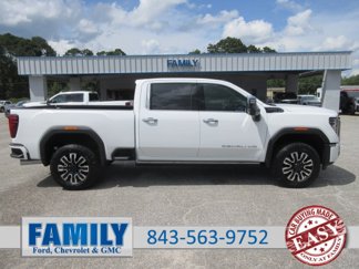 New 2025 GMC Sierra 2500 Denali Ultimate image 1