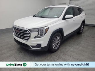 Used 2023 GMC Terrain SLT image 1