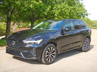 Used 2024 Volvo XC60 B5 Core w/ Protection Package Premier image 1